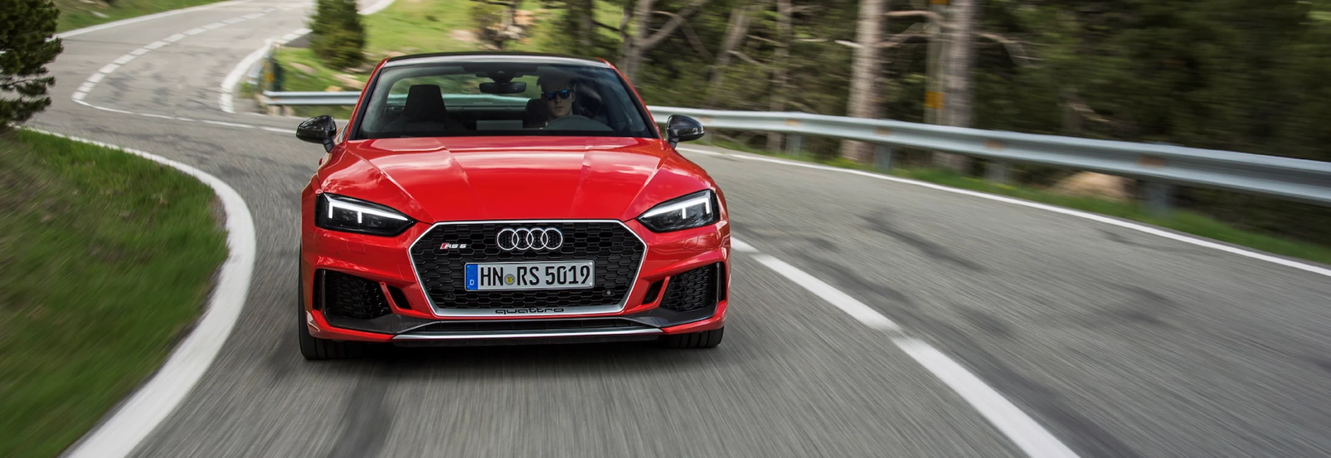 Audi unveils Carbon Edition models for RS 4 and RS 5 models 